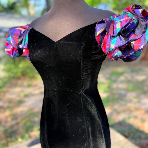 Vintage 80s Velvet Party Mini Dress Ruffled Sequin Sleeve - Picture 4 of 9